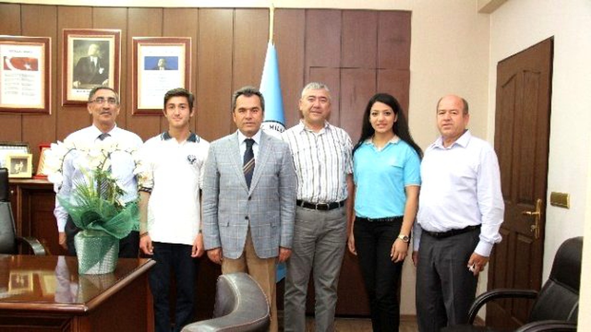 Özel Medikal Anadolu Sağlık Meslek Lisesi\'nden Gülay\'a Ziyaret
