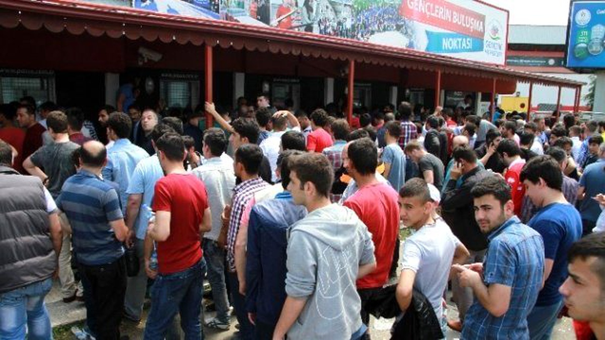 Samsunspor\'a Ayrılan 7 Bin Bilet Yarım Saatte Tükendi