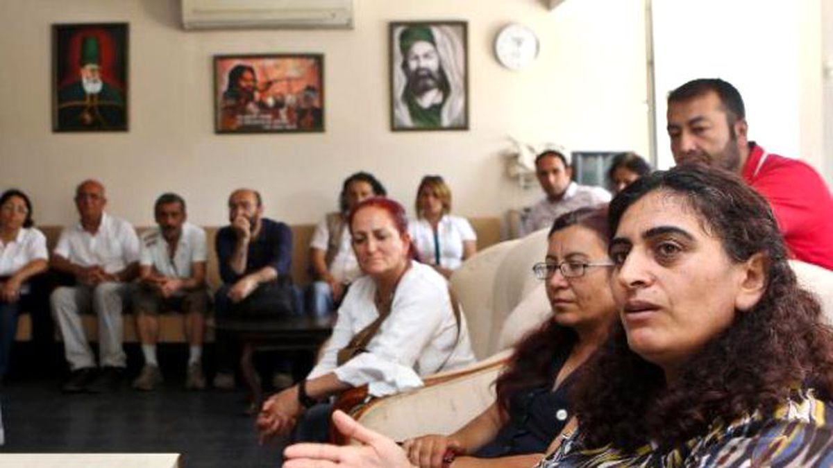 Sebahat Tuncel: AK Parti\'de İki Bıyıklı Eş Başkan Var