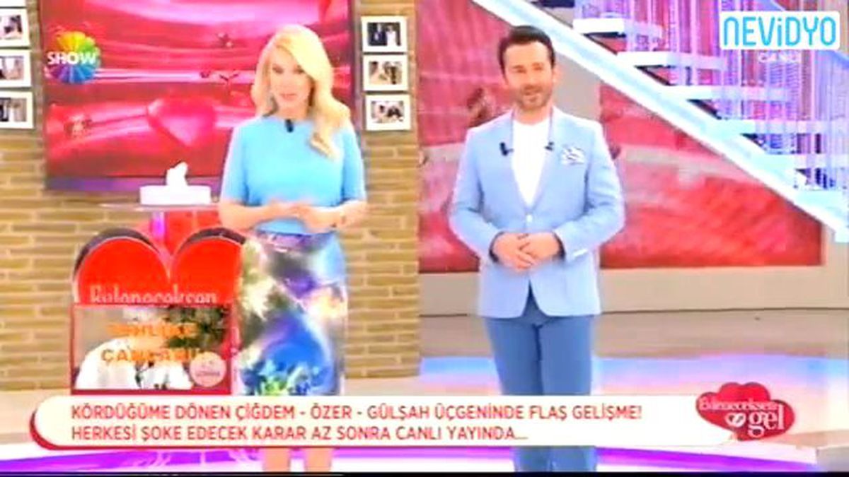 Seda Sayan Canlı Yayında Pot Kırdı!