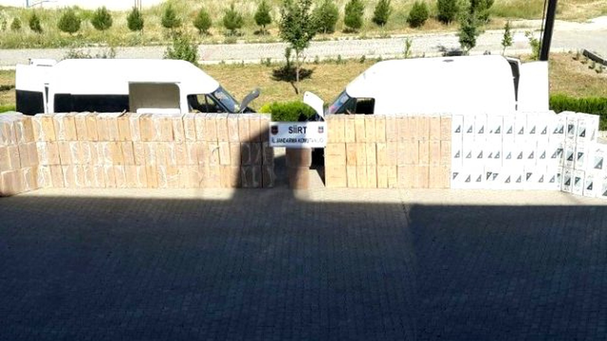 Siirt\'te Gümrük Kaçağı 126 Bin 500 Paket Sigara Ele Geçirildi