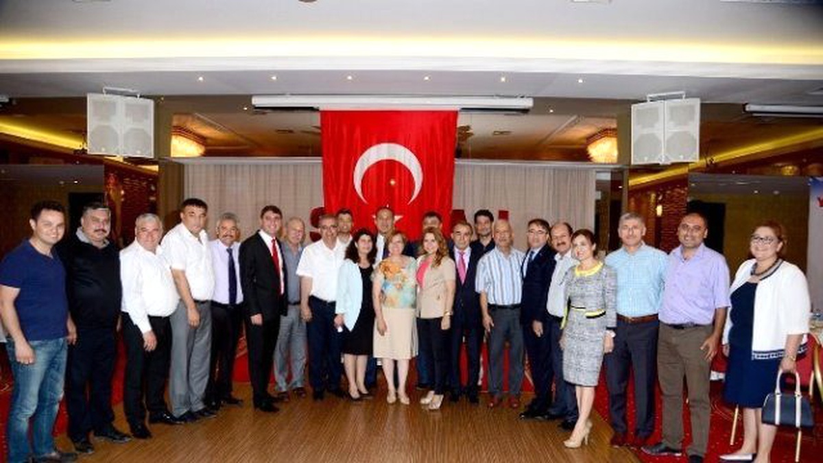 Sözlü: "Ekonomik Zenginlik, Çağdaş Hukuk ve Demokrasiyle Olur"