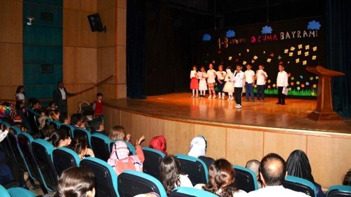 Tatvan\'da "Okuma Bayramı" Etkinliği