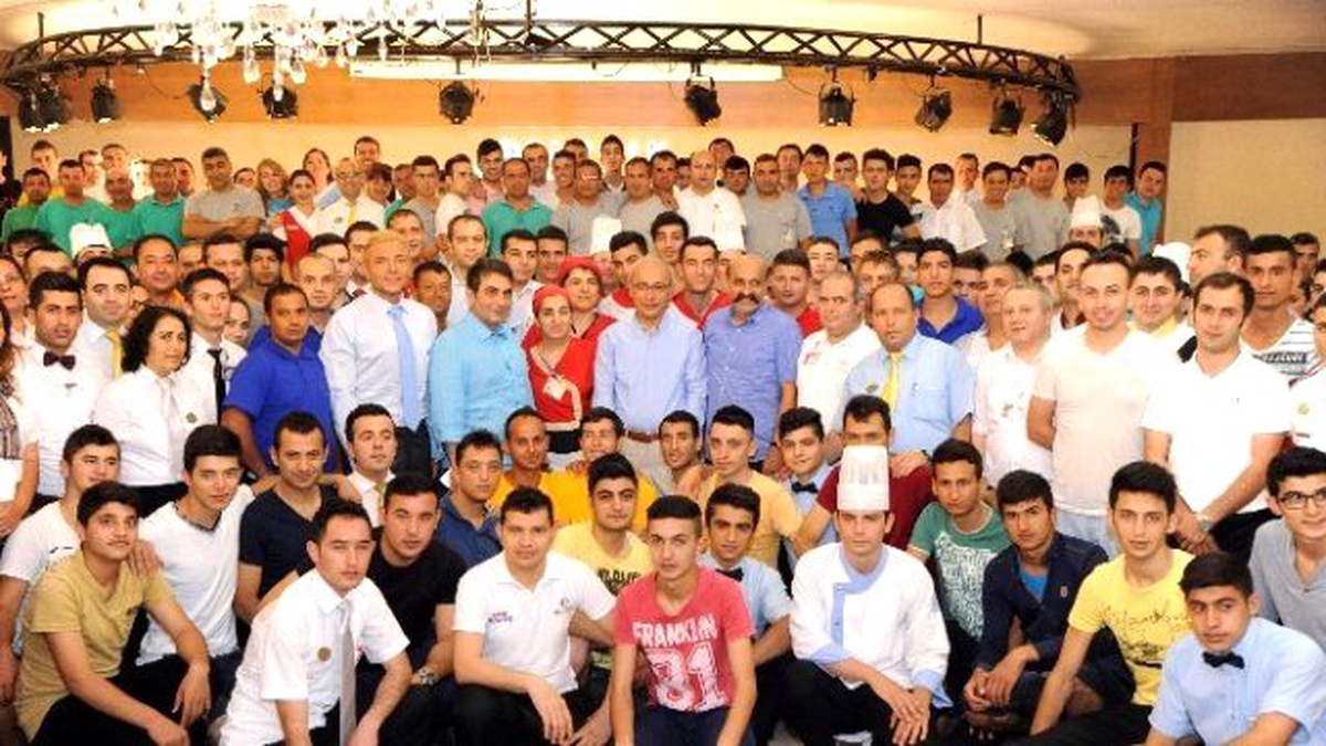 Turizm Çalışanlarına 250 TL Taksitle Ev Müjdesi