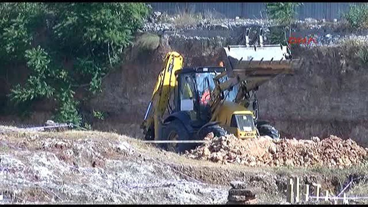 Antalya\'da Seçim Kurulu, Ak Partili Başkanın Toplantısını İptal Etti