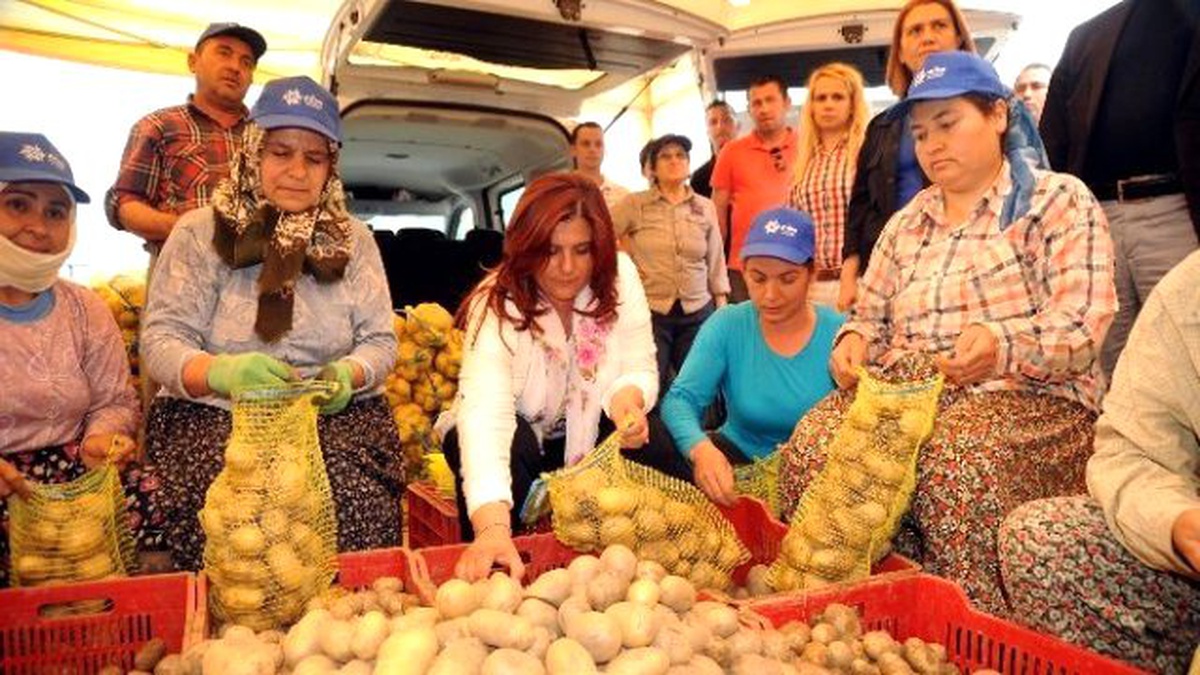 Aydın\'da Üreticininde Vatandaşında Yüzü Gülüyor