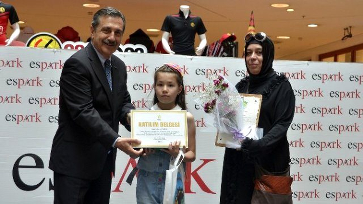 Çocuklar Hayvan Sevgisi İçin Resim Yaptı