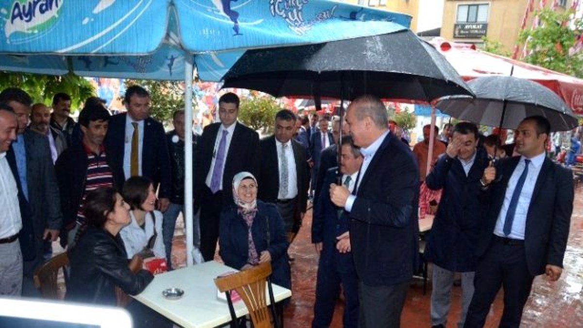 Kurtulmuş\'tan Fatsa\'da Esnaf Ziyareti