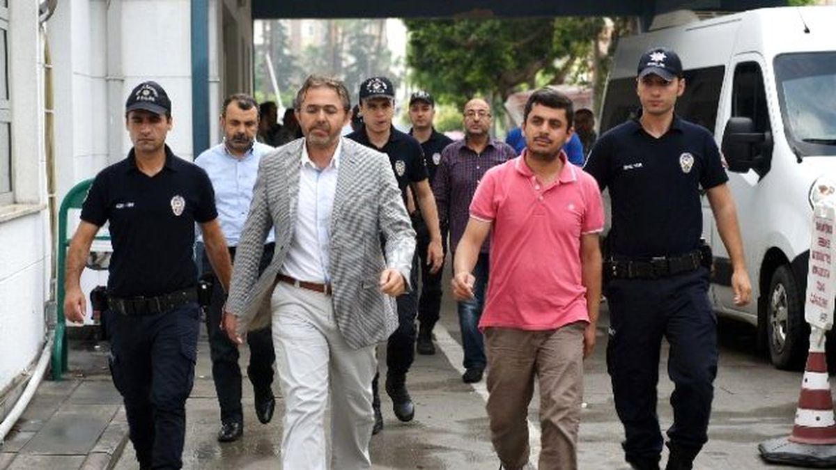 Paralel Yapı Zanlıları Adliyeye Sevk Edildi