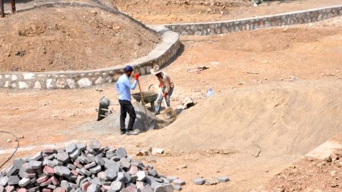 Siirt Belediyesi Park Yapım Çalışmalarına Başladı