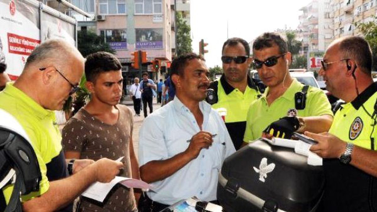 Yolcu Dolu Midibüsün Şoförü Alkollü Çıktı