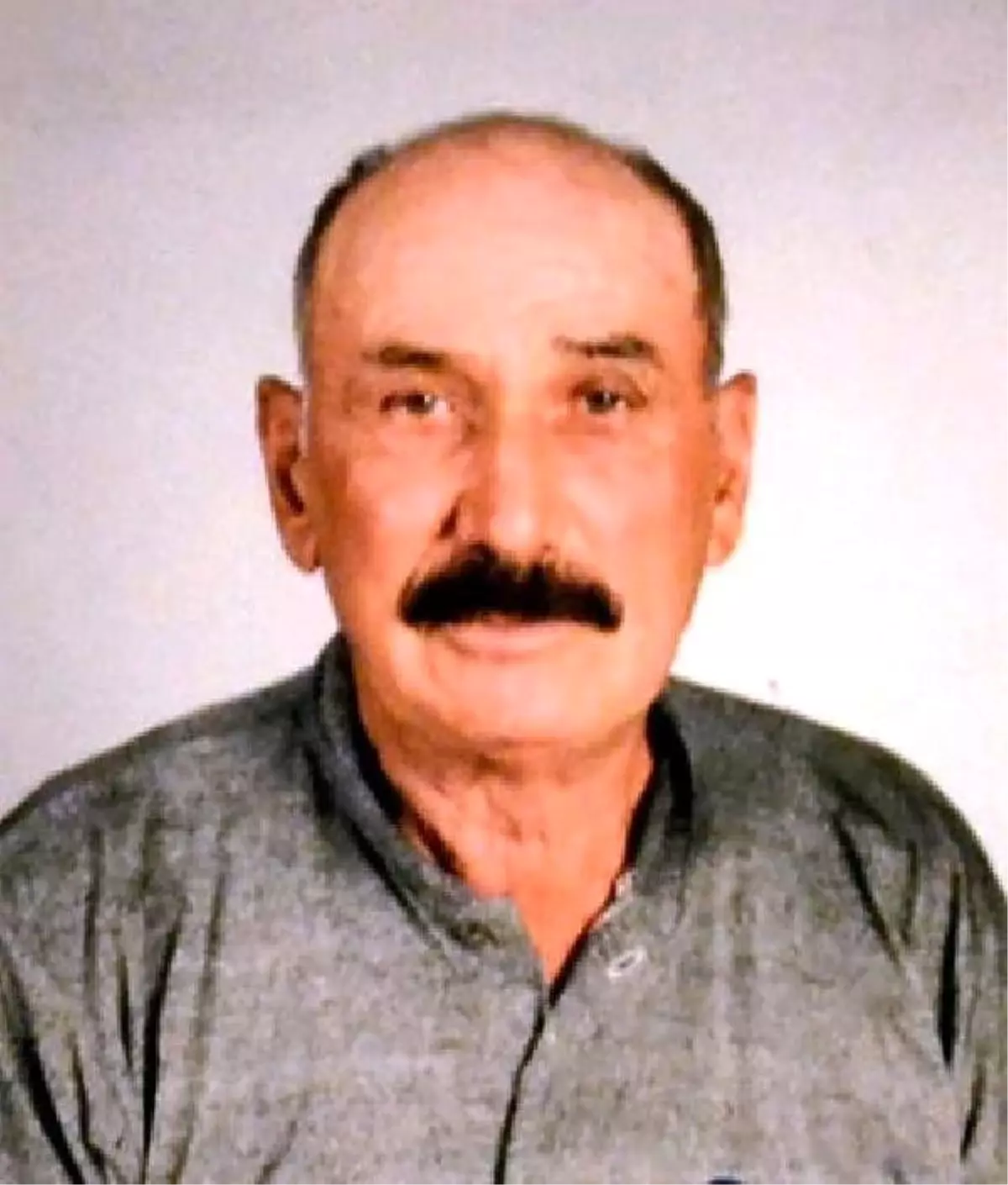 Başına Düşen Kiremit Canından Etti