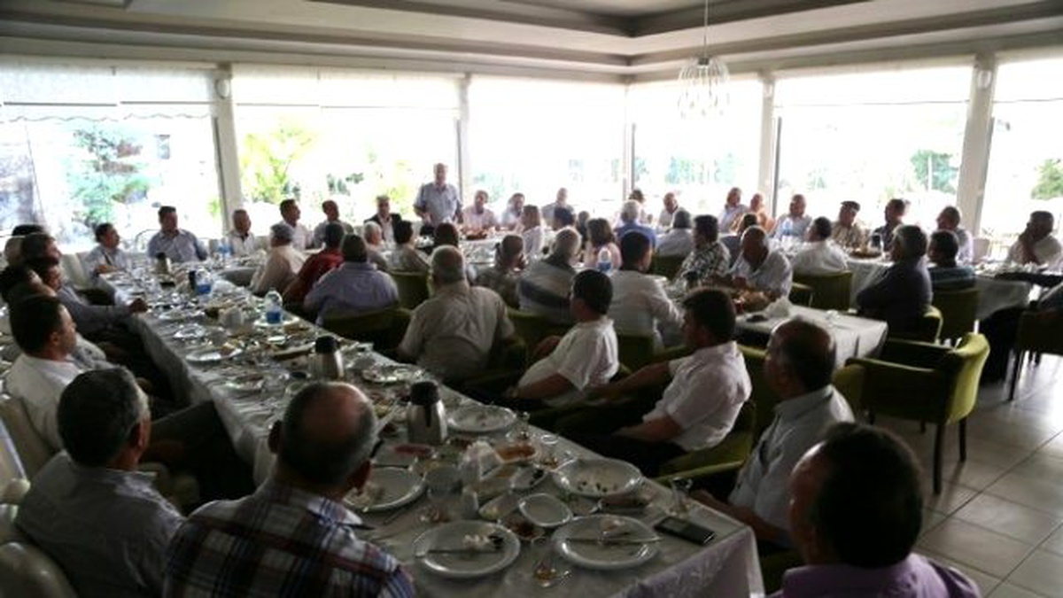 Başkan Özakcan, "Pazar Günü Ülkemizin Geleceği Belirlenecek"