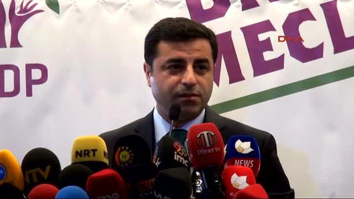 Demirtaş: AKP\'nin Türkiyesi Suriye\'den Farklı Değil