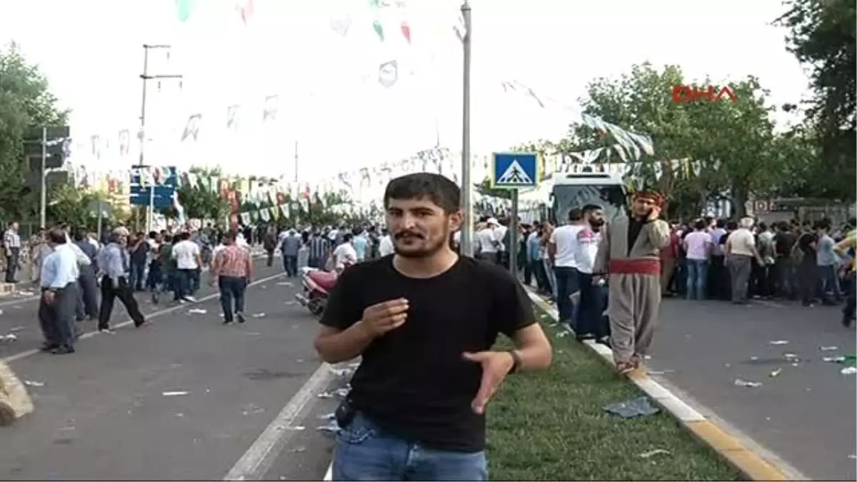 Diyarbakır Hdp\'nin Diyarbakır\'da Miting Yaptığı Alandaki Trafoda Patlama Yaralılar Var -10