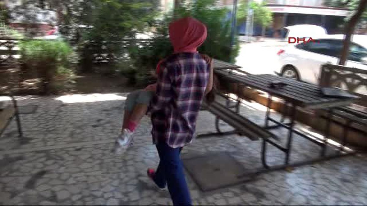 Engelli Kızı İçin Başladığı Muay Thai\'de Şimdi Şampiyonalara Hazırlanıyor
