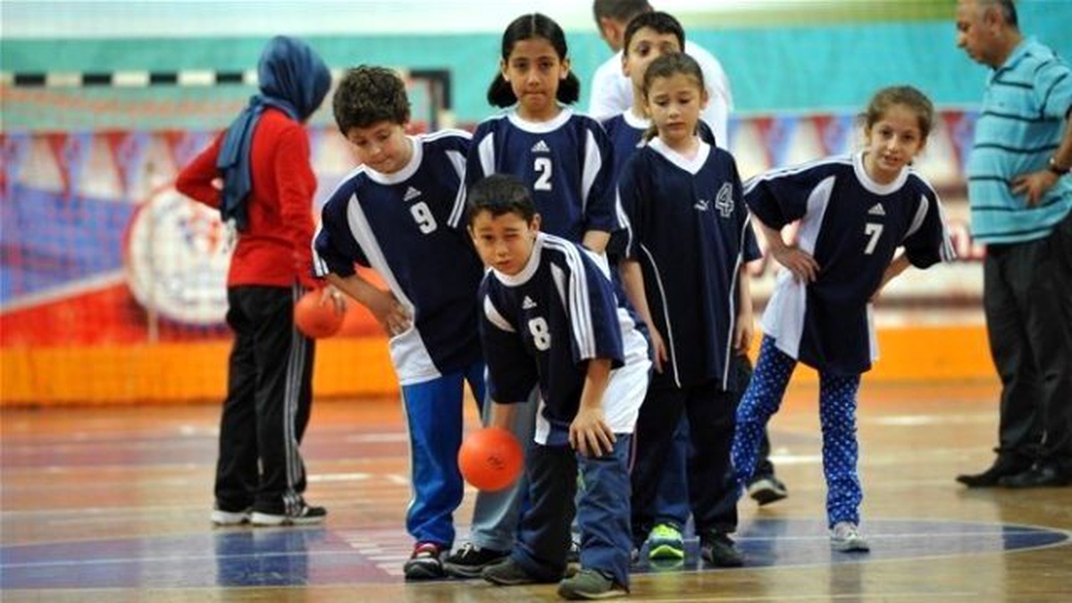Geleneksel Çocuk Oyunları Şenliği