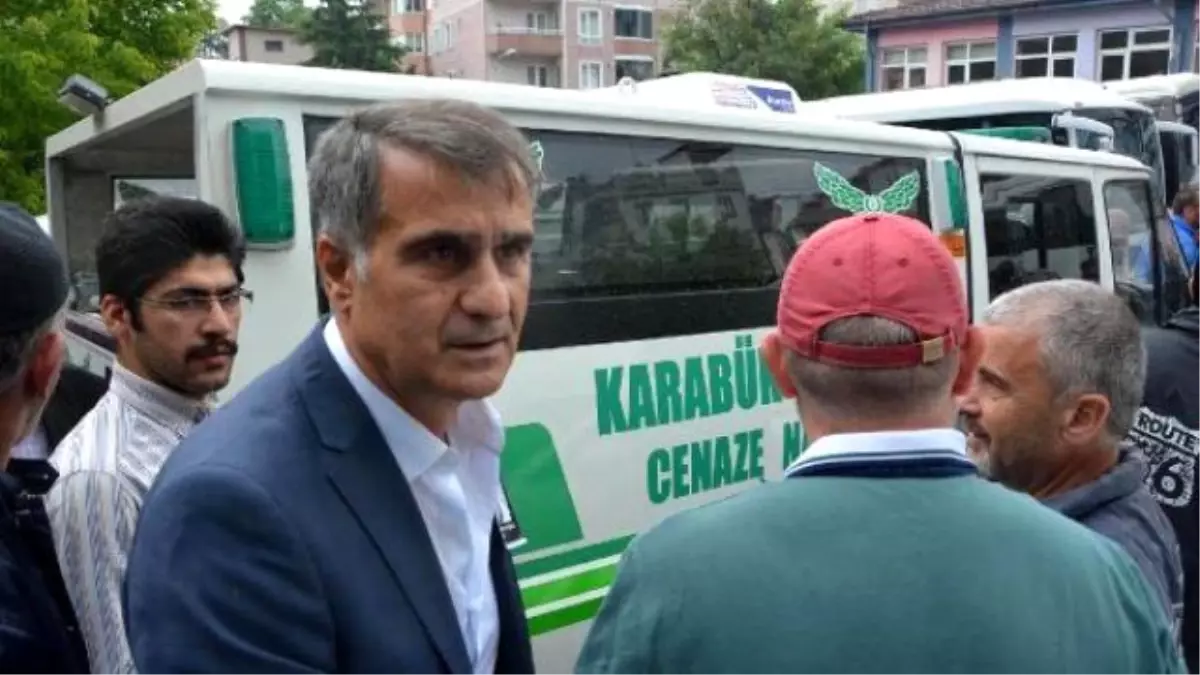 Kardemir Karabükspor\'un Eski Teknik Direktörü Toprağa Verildi