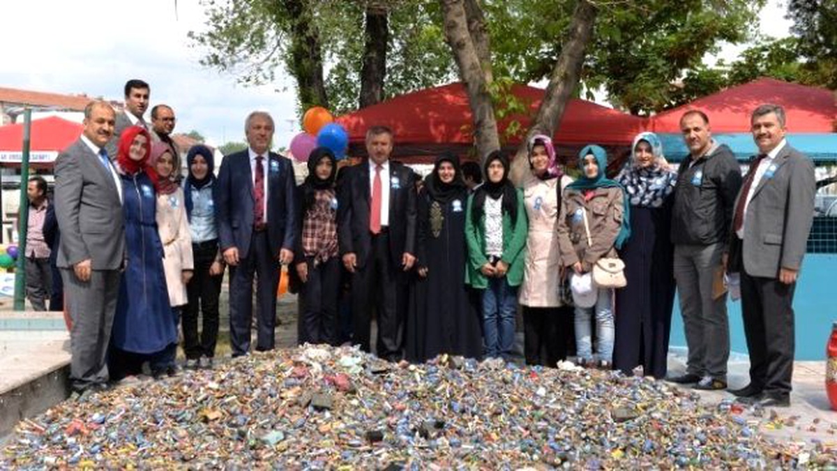 Kütahya\'da 110 Okulun Öğrencileri 1 Yılda 5 Ton Atık Pil Topladı