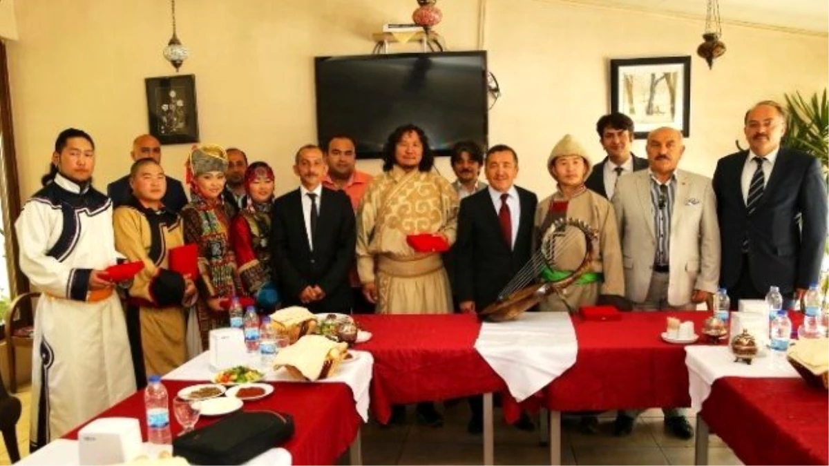 Moğolistan\'dan Erzurum\'a Kültür Elçileri
