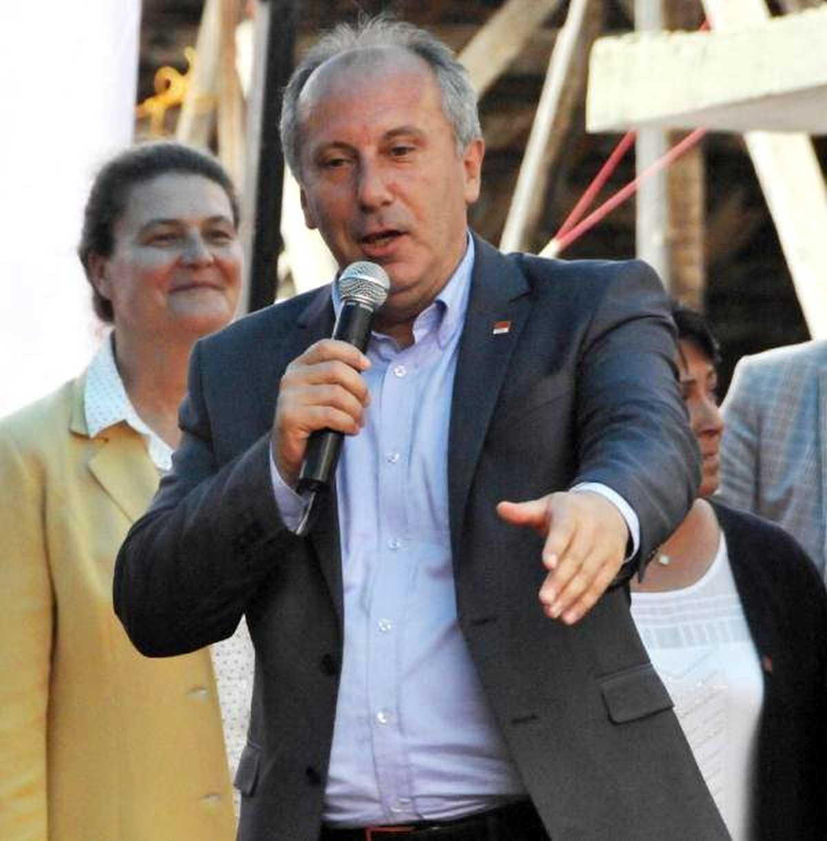 Muharrem İnce: Tazminatı CHP\'lilerin Fitre ve Zekatlarından Vereceğim