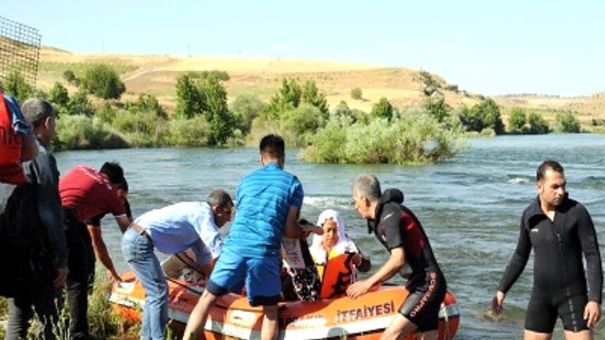 Sualtı Kurtarma Ekibi Faciayı Önledi
