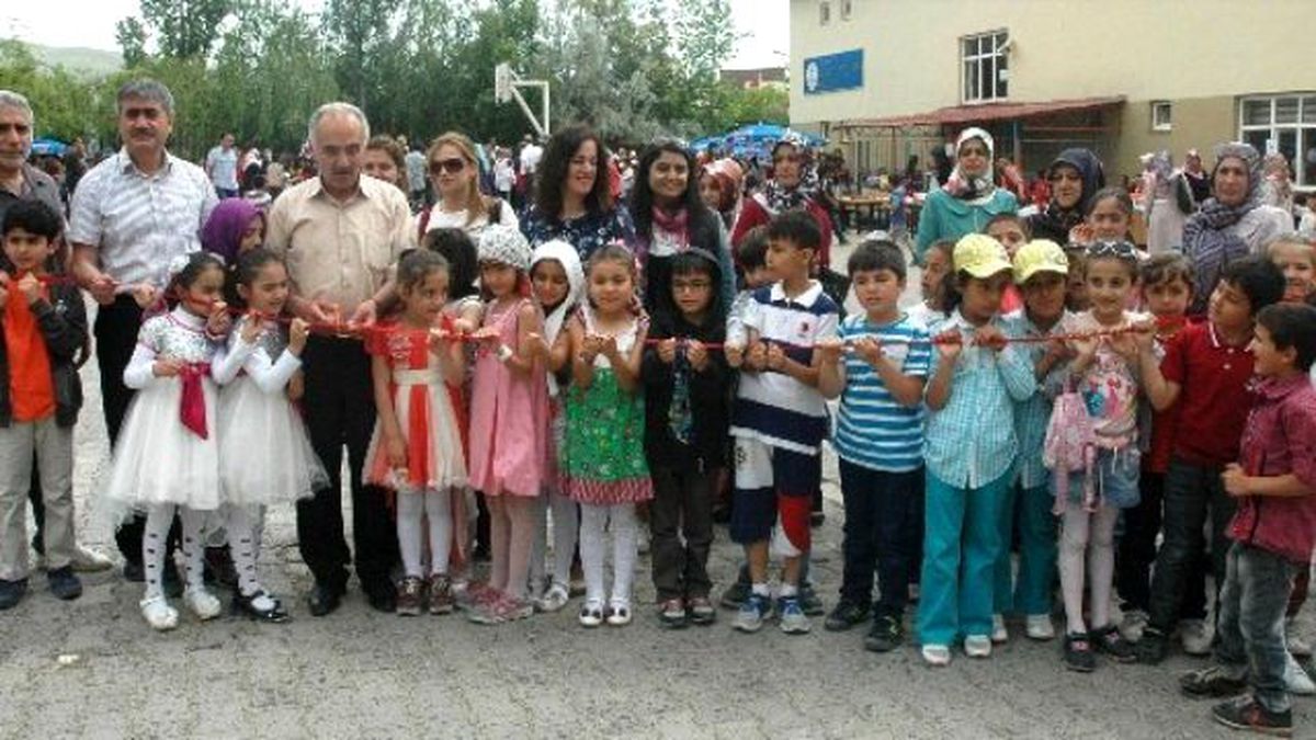 Van\'da Yılsonu Sergisi ve Kermes