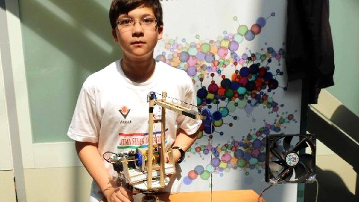 Bilim Merkezi\'nde Robotlar Yarıştı