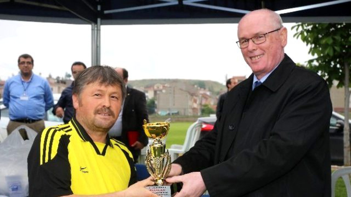 Büyükşehir Belediyesi Futbol Turnuvasının Şampiyonu "Park Bahçeler"