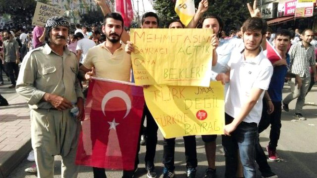 Diyarbakır\'daki Bir İlke Kan Bulaştı