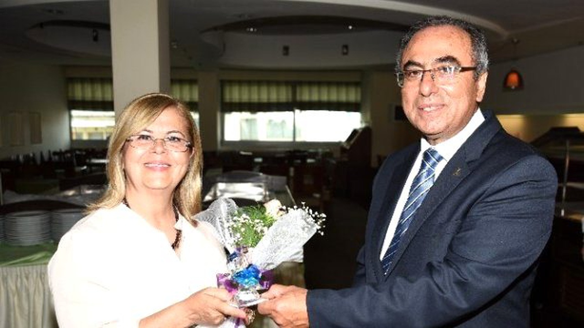 Ebso Vakfı Kadın Birliği Üyelerine Ödül