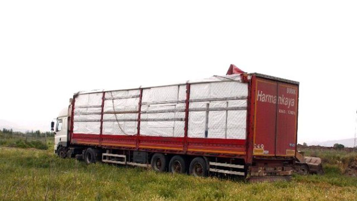 Erzincan\'da 208 Bin Paket Kaçak Sigara Ele Geçirildi