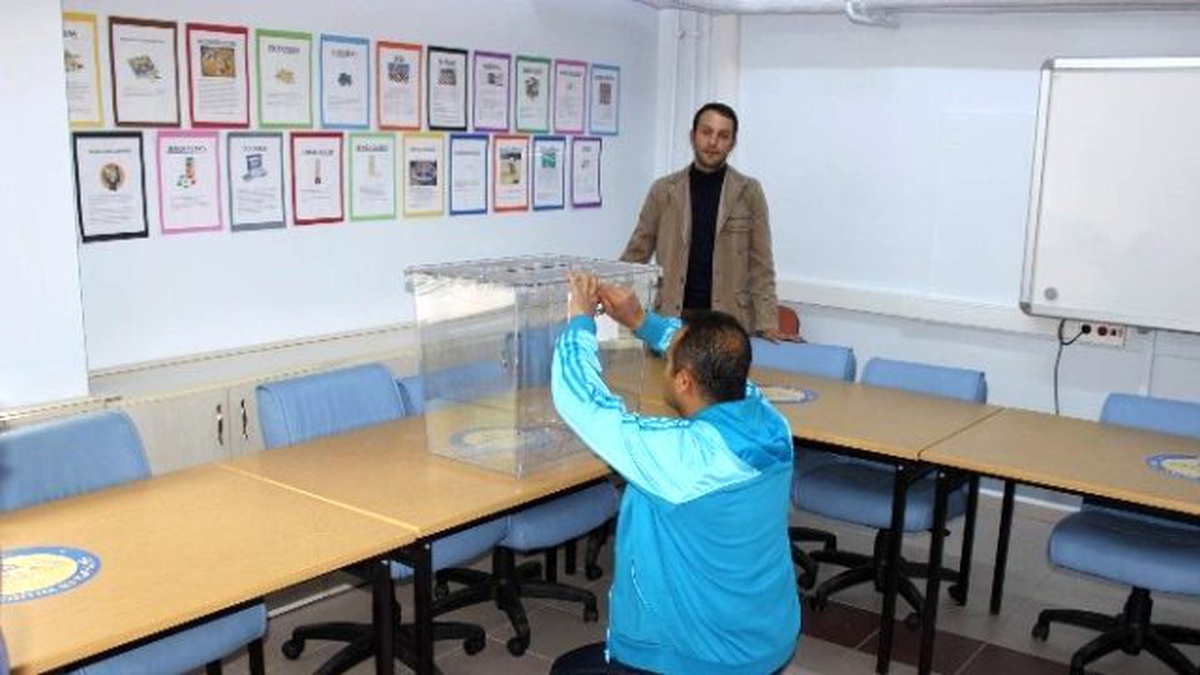 Eskişehir\'de Seçim Hazırlıkları Tamamlanıyor