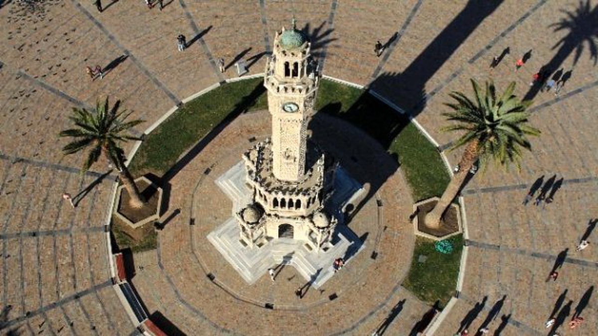 Fitch\'ten İzmir Büyükşehir Belediyesine Övgü