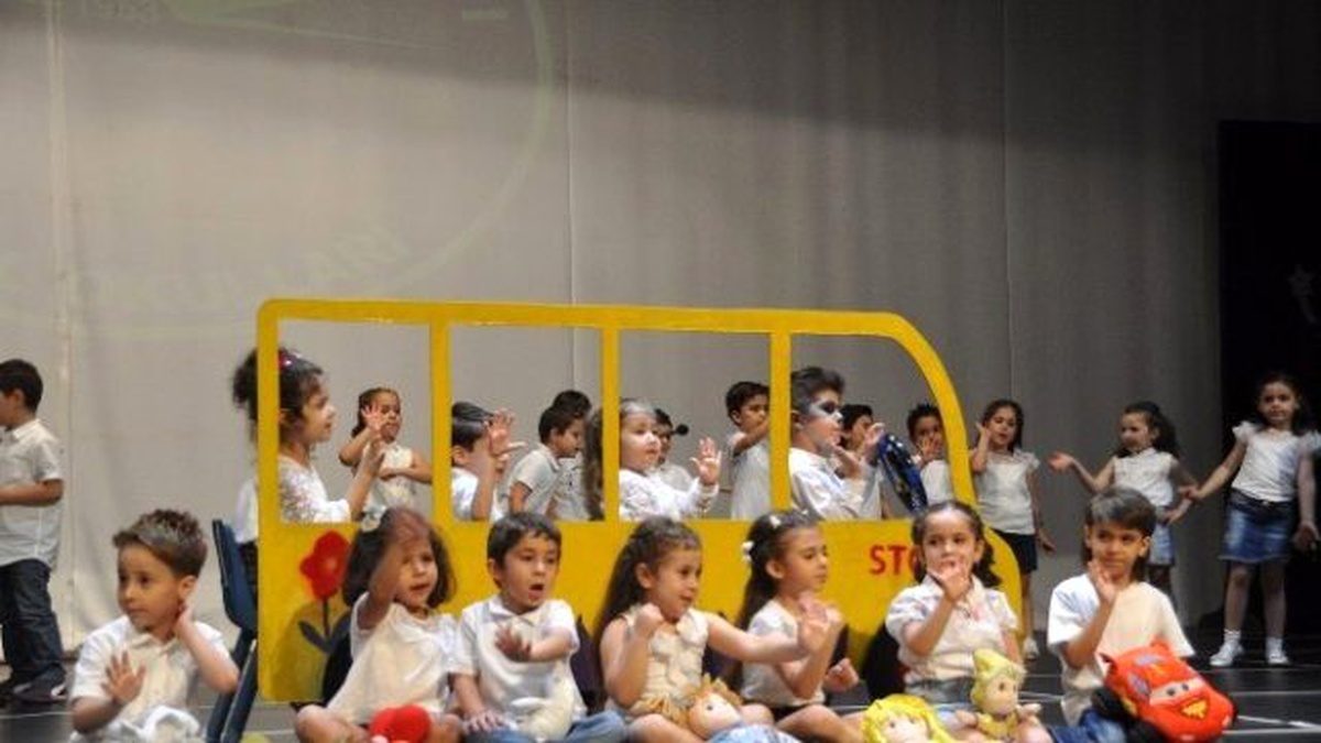 Gkv\'nin Miniklerle Dansların Büyüsü Göz Kamaştırdı