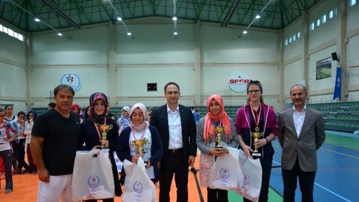 İmam Hatip Liseleri Arası Tenis Turnuvası Sona Erdi