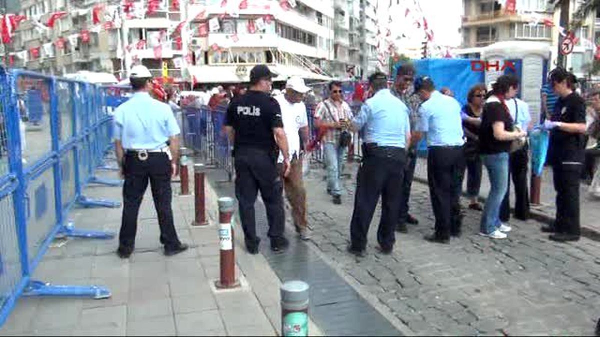 İzmir - Perinçek PKK Terörünü 6 Ayda Bitiririz - Aktüel