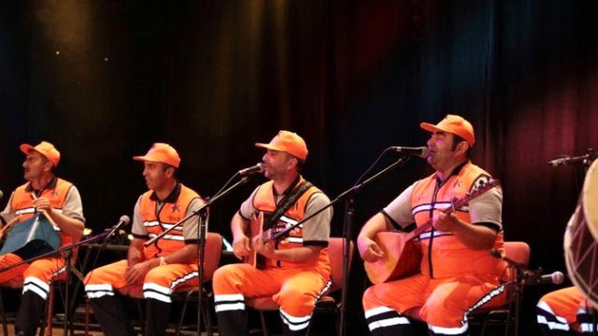 Temizlik İşçileri Korosu\'ndan Müzik Ziyafeti