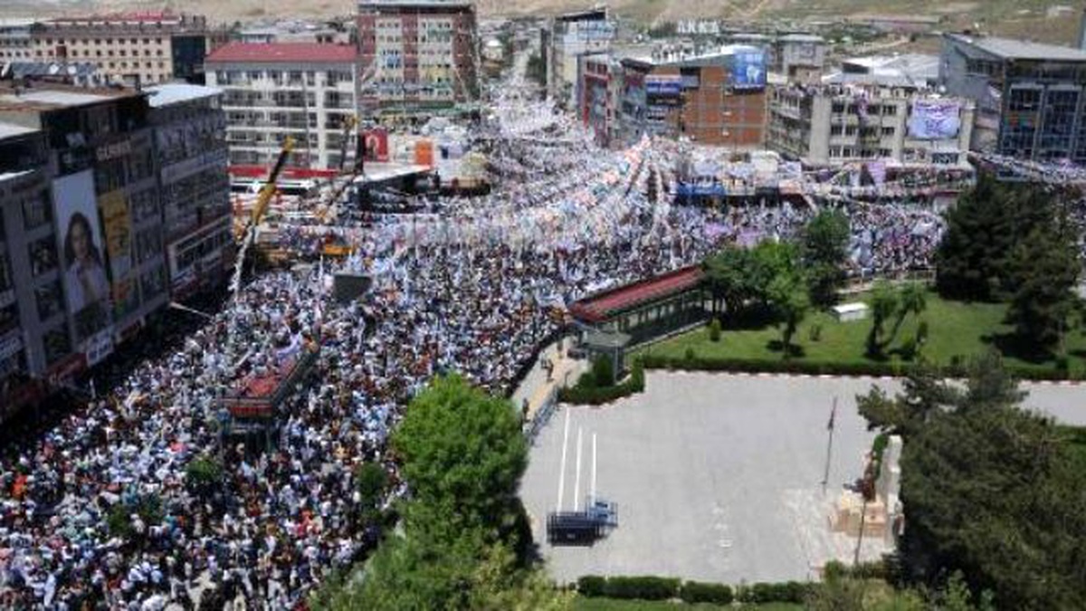 Yüksekdağ: Gün Doğuyor, Güneş Doğuyor ve Onların Ampulleri Patlıyor