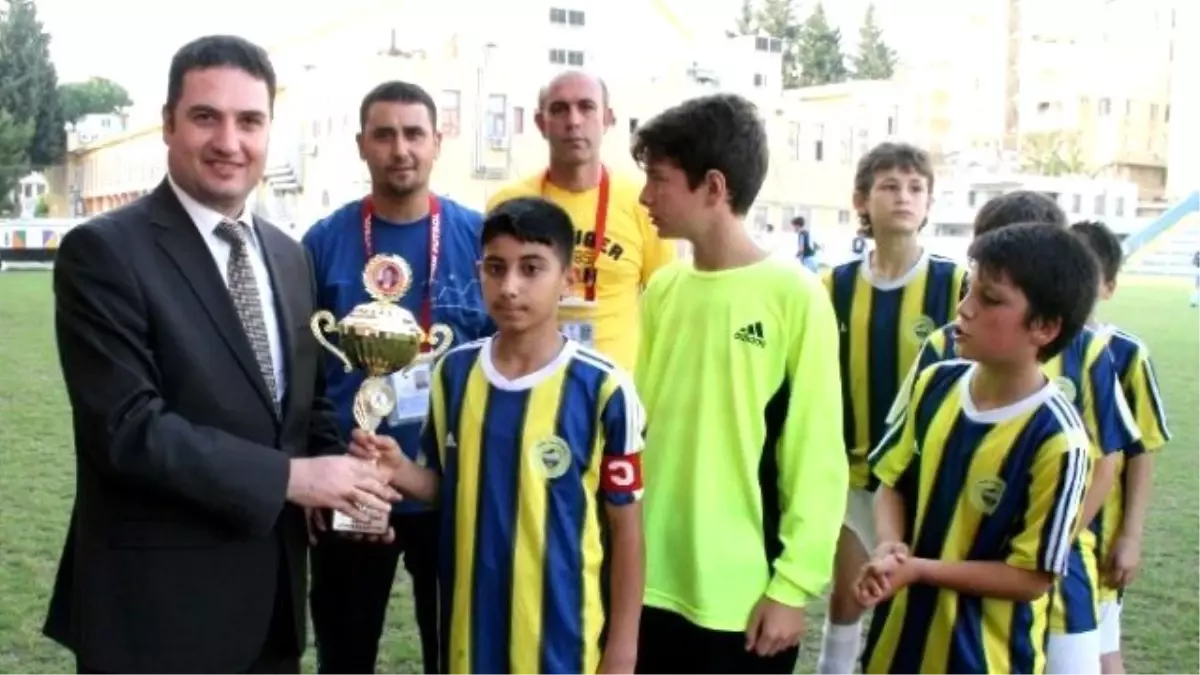 Adana\'da "Orhan Saka U13 Futbol Turnuvası" Sona Erdi