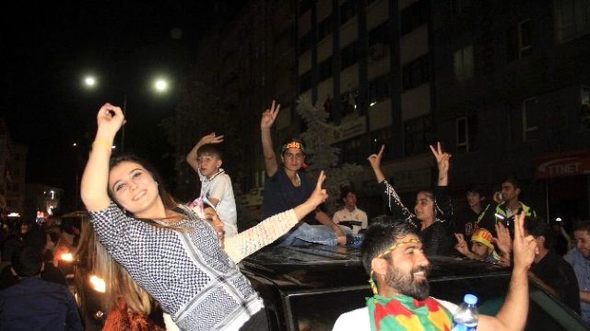 Hakkari\'deki Kutlamalar Sona Erdi