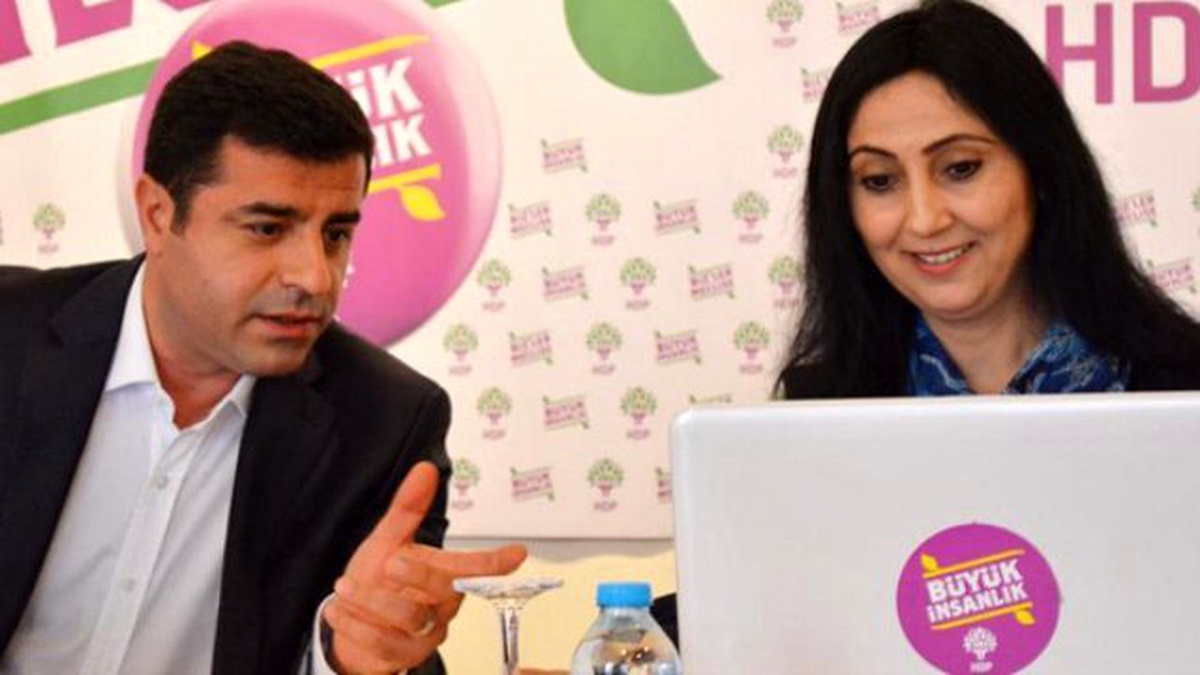 HDP Genel Merkezi\'nde Büyük Sevinç