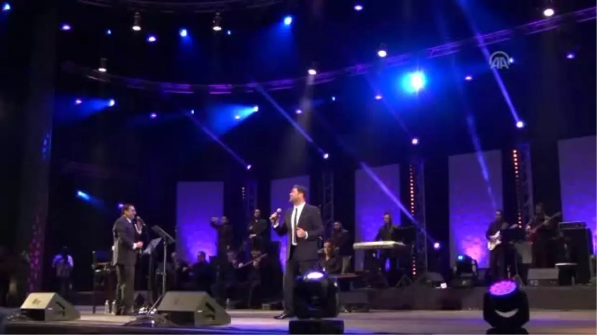 Mavazine Müzik Festivali -Lübnan\'lı Şarkıcı Wael Kfoury