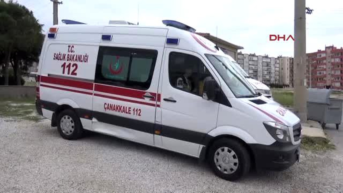 Sedye ve Tekerlekli Sandalye ile Gelip Oy Kullandılar