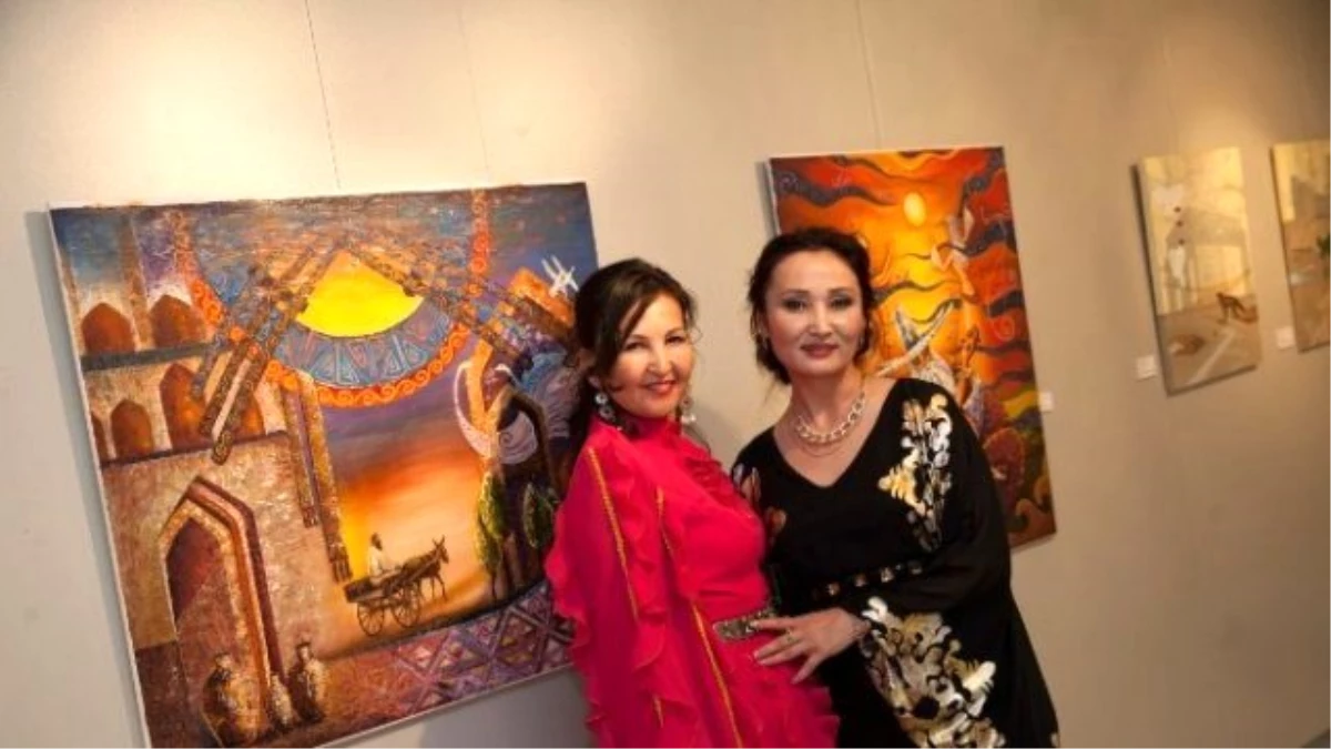 Türk ve Kazak Ressamlar Sergide Buluştu
