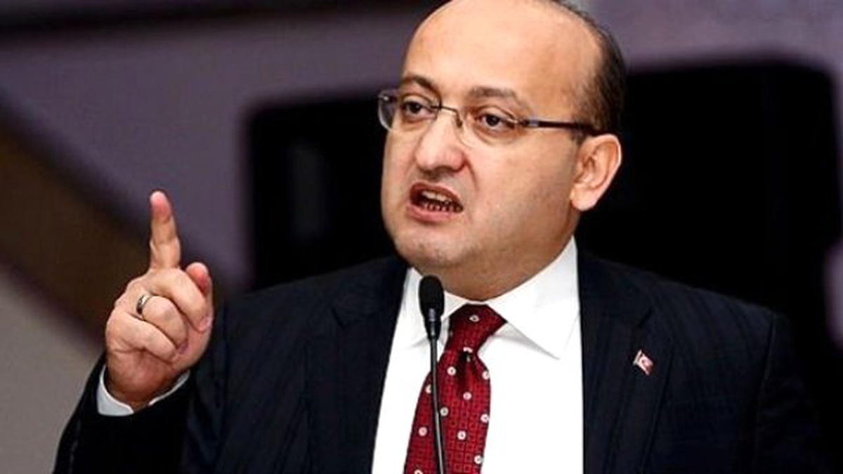 Akdoğan: Madam Yüzde 13 Oy Aldılar