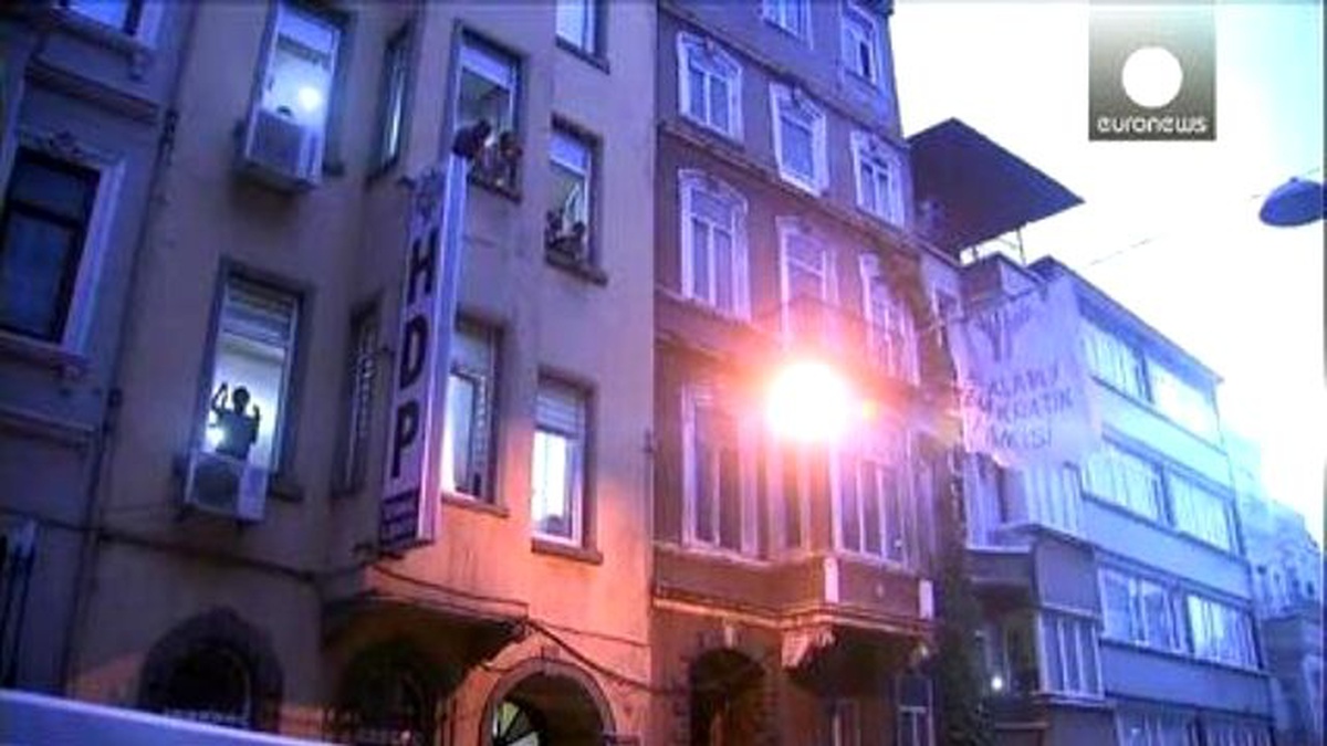 Demirtaş: Bu Zafer Tüm Ötekileştirilmişlerin Ortak Zaferidir