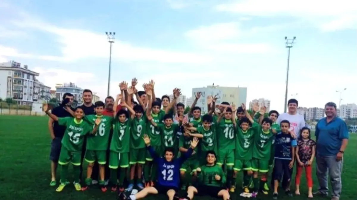 DSİ U-13 Futbol Takımı Antalya Şampiyonu