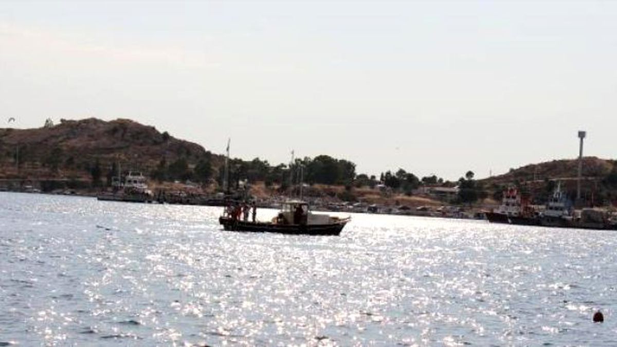 Foça\'da Amatör Balıkçılar Ölümden Döndü