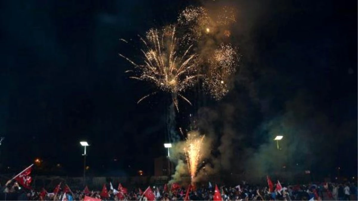 Karabük\'te MHP Kutlaması